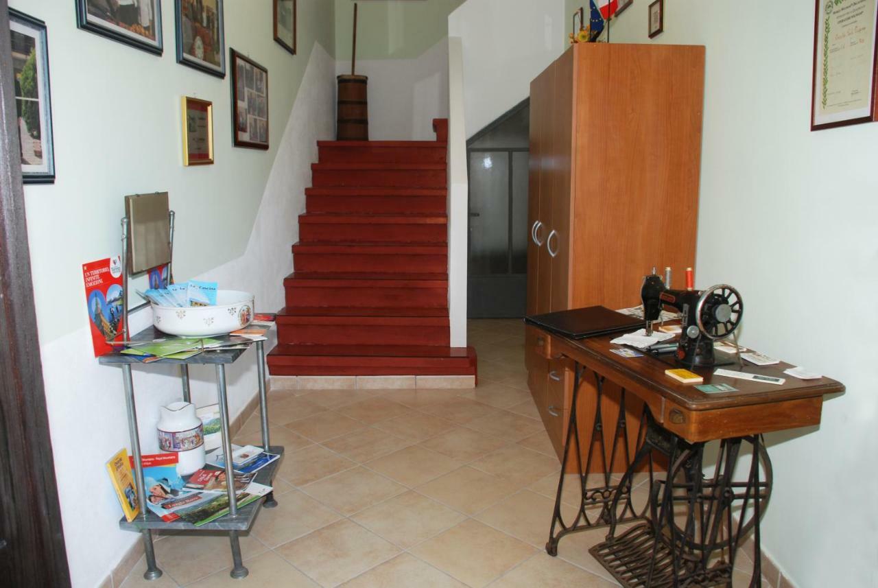 Bed and Breakfast La Cascina Aglie Экстерьер фото